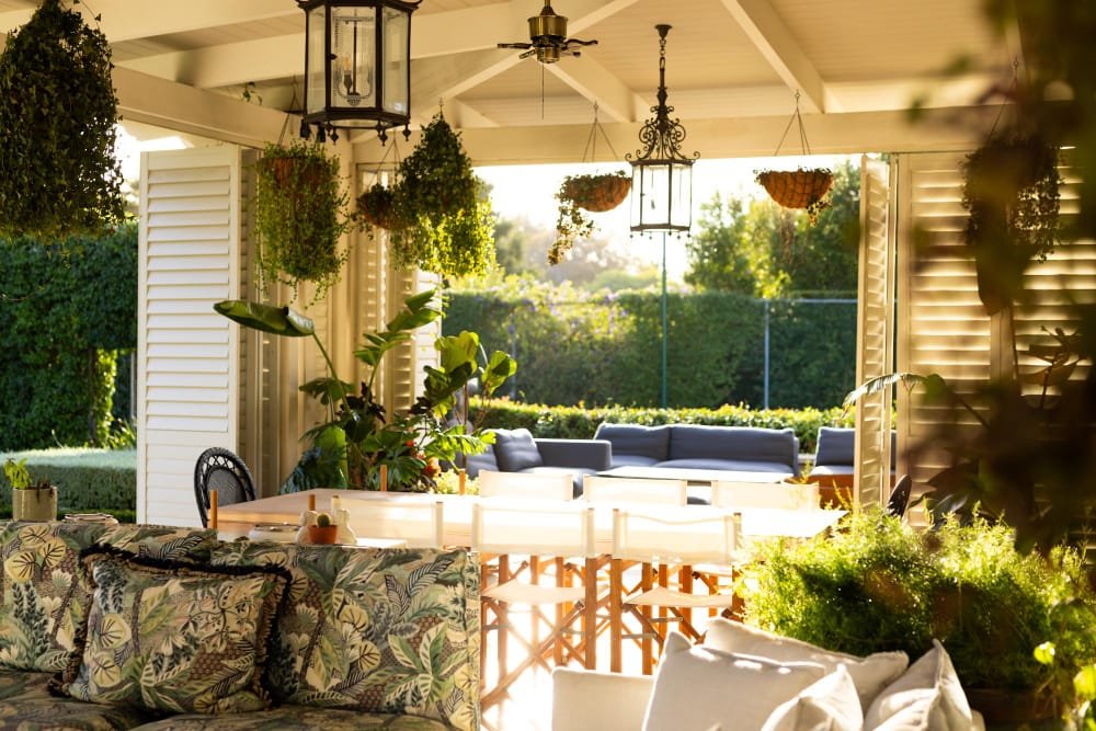 Outdoor Remodeling Ideas for Entertaining: A Comparative Guide