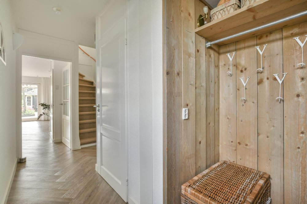 Entryway Mudroom